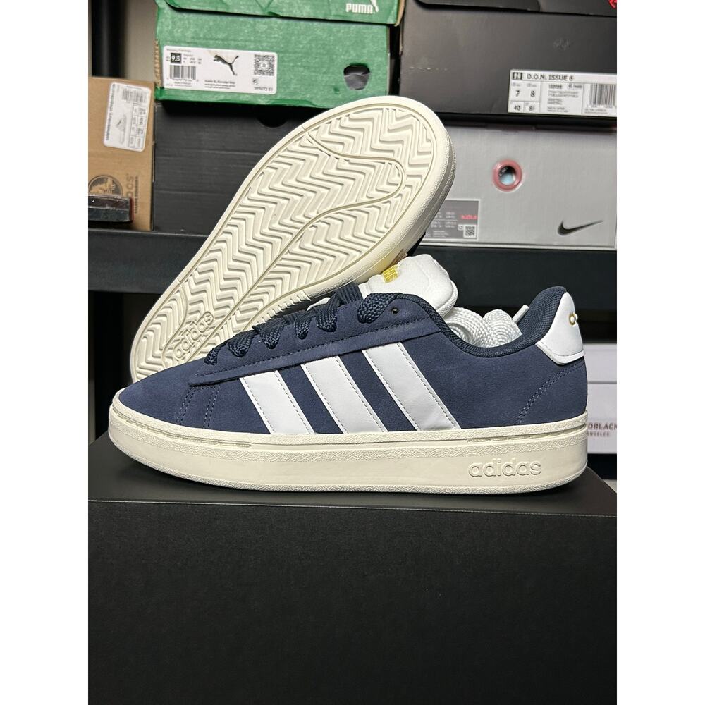 adidas Women’s Grand Court Alpha 00s Navy / $80 Retail!! / Size 8 / Brand New!!